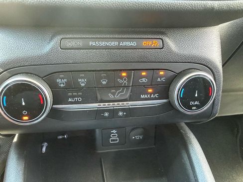 Used 2025 Ford Escape Active AWD/4WD image 16
