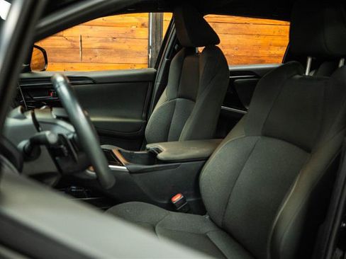 Used 2024 Subaru Solterra AWD/4WD image 9
