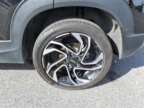 Certified 2024 Chevrolet TrailBlazer RS w/ Driver Confidence Package image 8