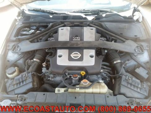 Used 2014 Nissan 370Z Coupe image 6