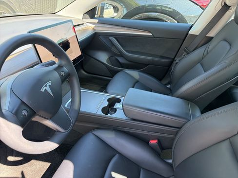 Used 2022 Tesla Model 3 Long Range image 6