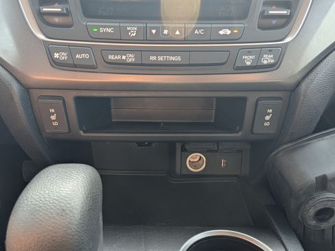 Used 2017 Honda Ridgeline RTL-T image 32