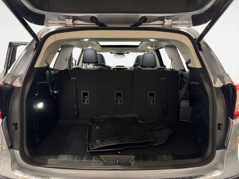 Used 2025 Subaru Ascent Limited w/ Popular Package #2 image 16