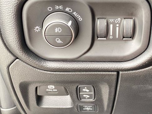 Used 2026 RAM 1500 Big Horn AWD/4WD image 22