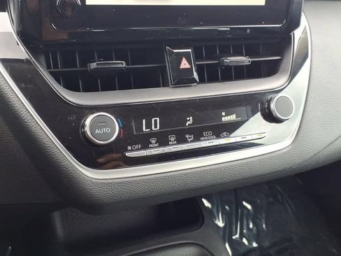 Certified 2025 Toyota Corolla LE FWD image 24