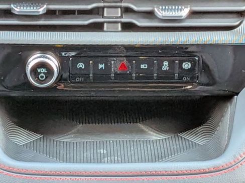 New 2026 Ford Explorer ST-Line image 18