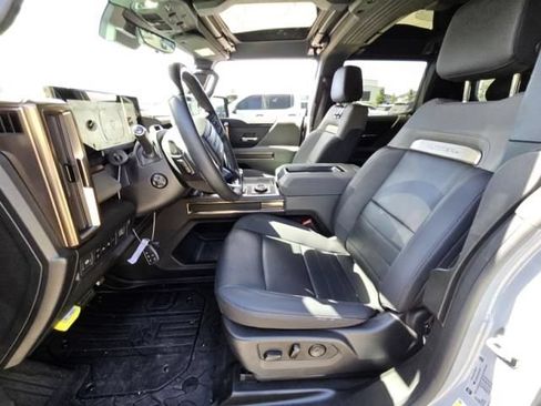 Used 2025 GMC Hummer EV 3X w/ Extreme Off-Road Package AWD/4WD image 6