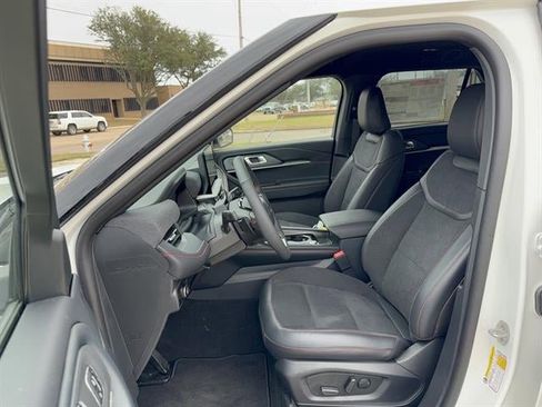 New 2026 Ford Explorer ST image 8