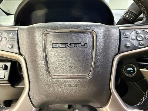 Used 2020 GMC Yukon Denali w/ Denali Ultimate Package image 15