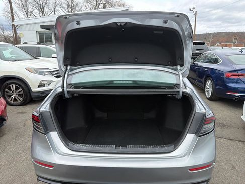 Used 2023 Honda Accord Sport image 10