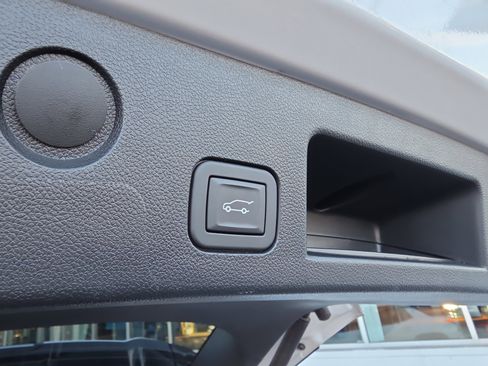 Used 2025 Chevrolet Equinox RS w/ Safety and Technology Package image 40