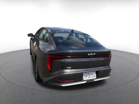 Used 2025 Kia K4 FWD image 11