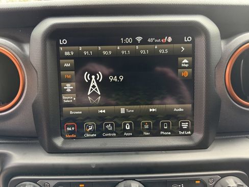 Used 2020 Jeep Gladiator Mojave image 24