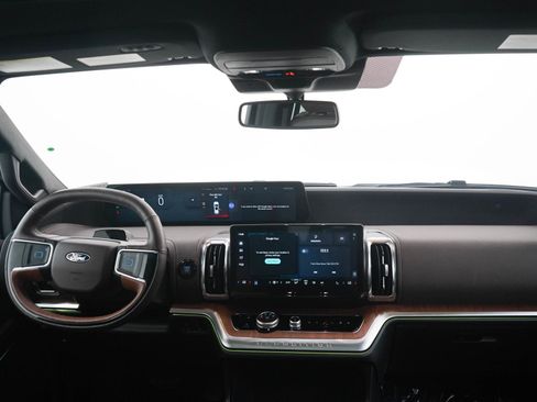 Used 2025 Ford Expedition King Ranch AWD/4WD image 14