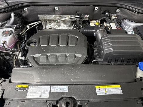 New 2026 Volkswagen Atlas Cross Sport SE AWD/4WD image 14