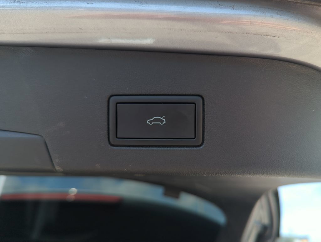 Certified 2023 Volkswagen ID.4 Pro S RWD image 32