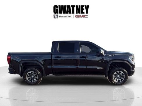 Used 2024 GMC Sierra 1500 AT4 w/ Technology Package AWD/4WD image 12