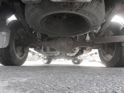 Used 2010 Toyota Tundra Limited image 39