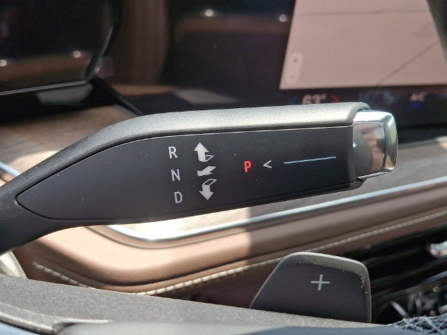 New 2026 Chevrolet Tahoe High Country AWD/4WD image 12