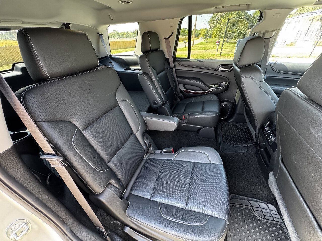 Used 2017 GMC Yukon SLT w/ Open Road Package AWD/4WD image 15