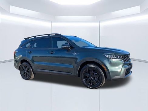 Used 2022 Kia Sorento S image 2