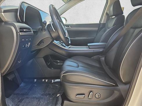 Used 2024 Hyundai Palisade SEL image 16