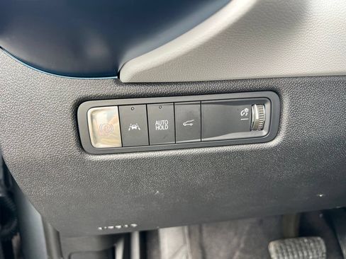 Used 2024 Chevrolet Equinox EV LT AWD/4WD image 51
