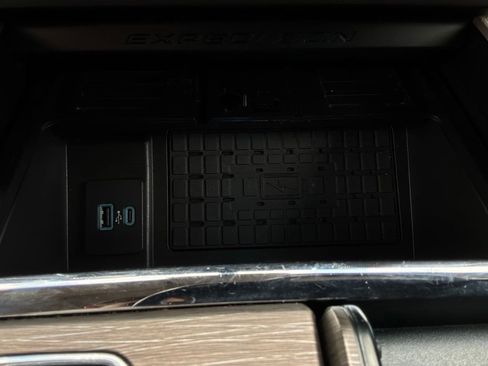 Used 2024 Ford Expedition Max Limited AWD/4WD image 36