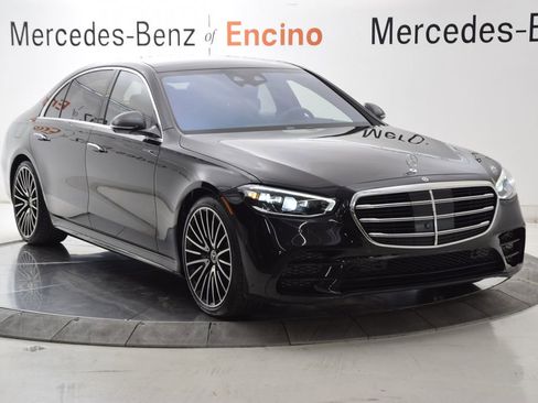 Certified 2022 Mercedes-Benz S 500 4MATIC image 8