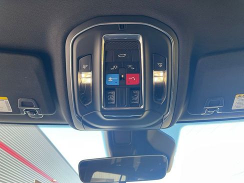 New 2025 Jeep Grand Cherokee L Altitude AWD/4WD image 18