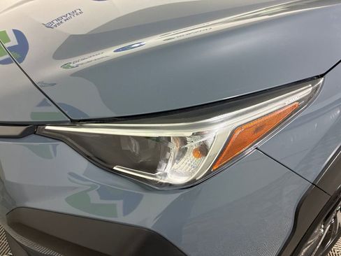 Used 2024 Subaru Crosstrek 2.0i Premium image 35