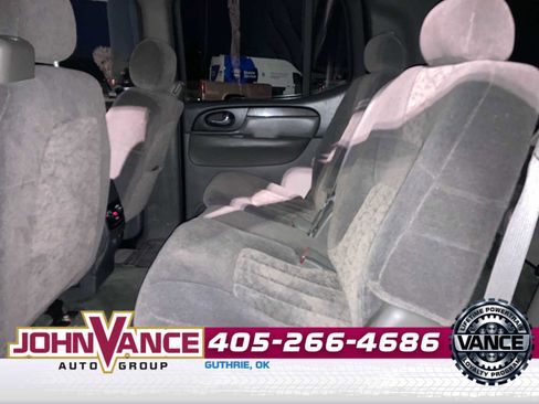 Used 2004 GMC Envoy XL SLE image 4