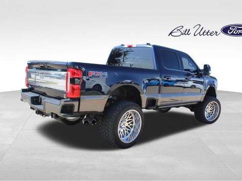 Used 2023 Ford F250 King Ranch w/ FX4 Off-Road Package AWD/4WD image 5