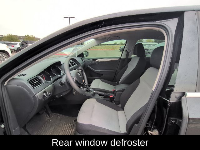 Used 2017 Volkswagen Jetta S w/ Jetta S Cold Weather Package FWD image 11