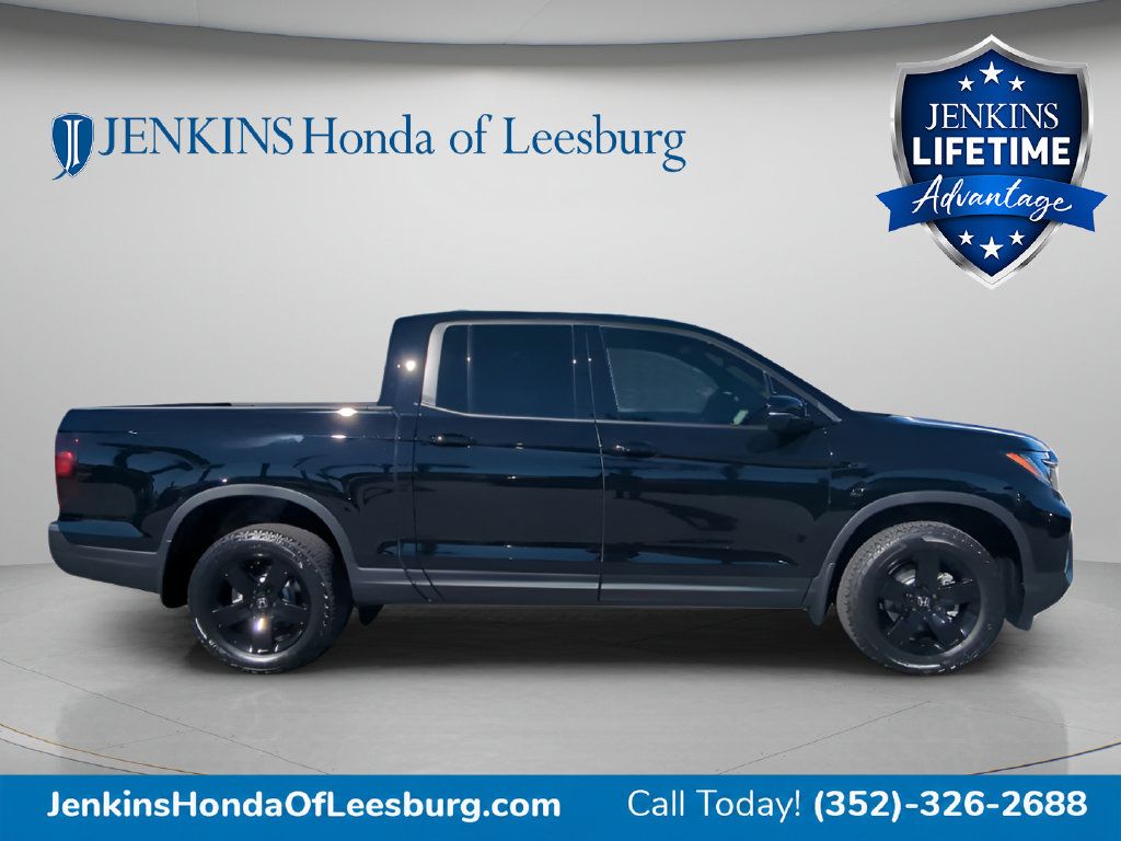 New 2026 Honda Ridgeline Black Edition image 2