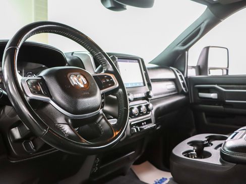 Used 2024 RAM 2500 Big Horn image 25