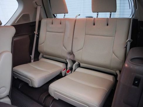 Used 2017 Lexus GX 460 Luxury w/ Preferred Accessory Package AWD/4WD image 26