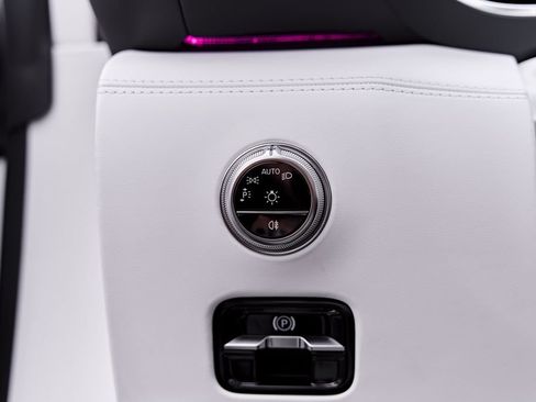 Used 2026 Mercedes-Benz Maybach SL 680 image 74