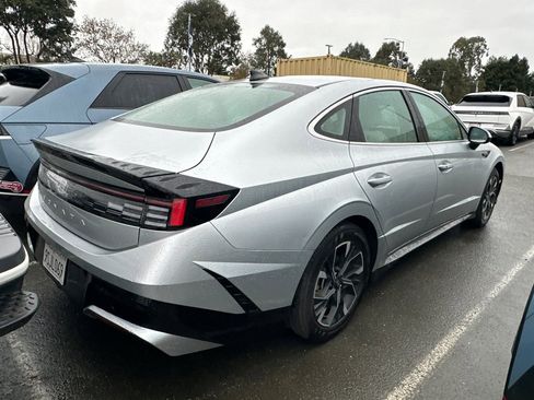 Used 2025 Hyundai Sonata SEL image 3