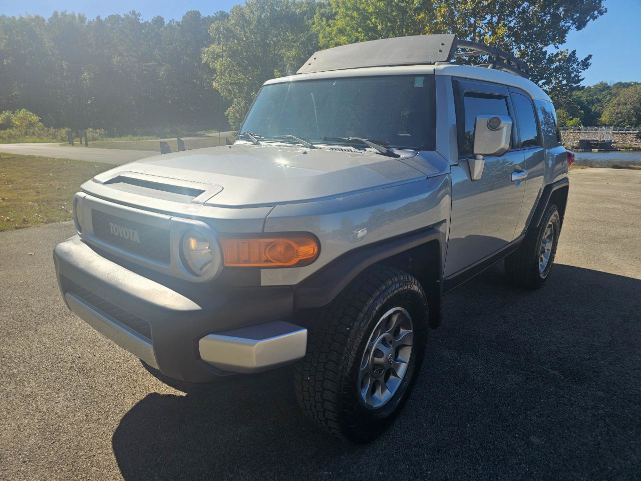 Used 2011 Toyota FJ Cruiser 4WD w/ Convenience Pkg image 11