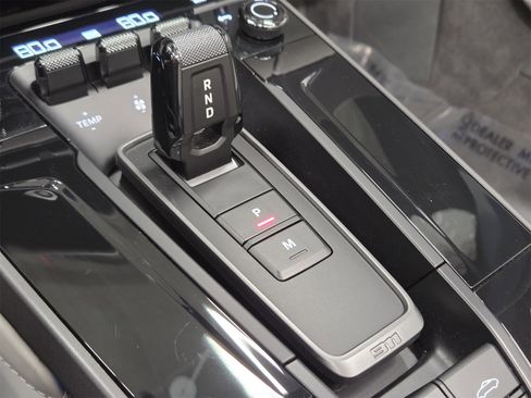 Certified 2025 Porsche 911 Carrera image 21