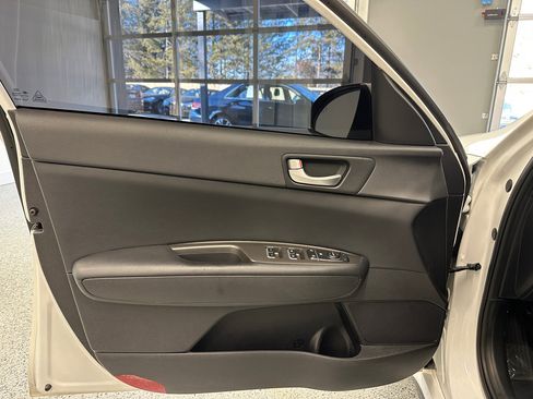 Used 2019 Kia Optima S w/ S Panoramic Sunroof Package image 13