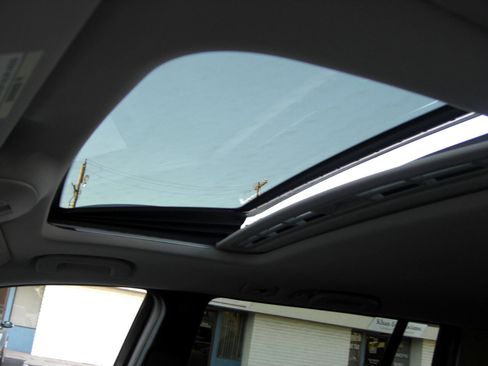 Used 2010 Mercedes-Benz GL 450 4MATIC 4dr GL 450 image 8