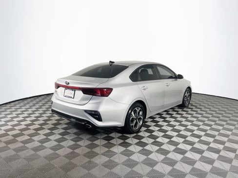Used 2021 Kia Forte LXS FWD image 8