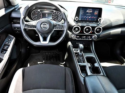 Used 2020 Nissan Sentra SV w/ Electronics Package FWD image 11