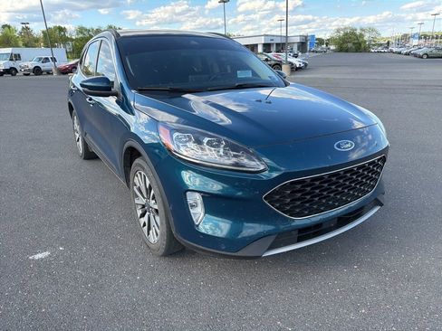 Used 2020 Ford Escape Titanium image 7