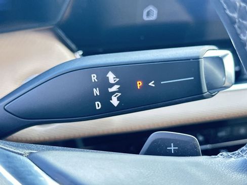 Used 2025 Chevrolet Equinox ACTIV w/ Safety and Technology Package image 21