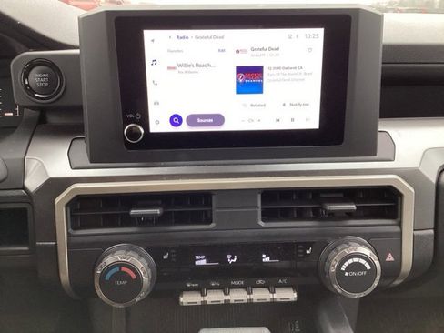 Used 2025 Toyota Tacoma SR5 image 24