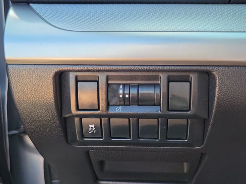 Used 2018 Subaru Outback 2.5i AWD/4WD image 13