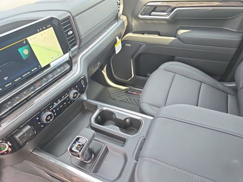 New 2026 Chevrolet Silverado 1500 LTZ w/ LTZ Premium Package AWD/4WD image 25